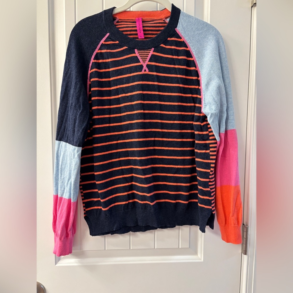 Zaket and Plover crewneck sweater